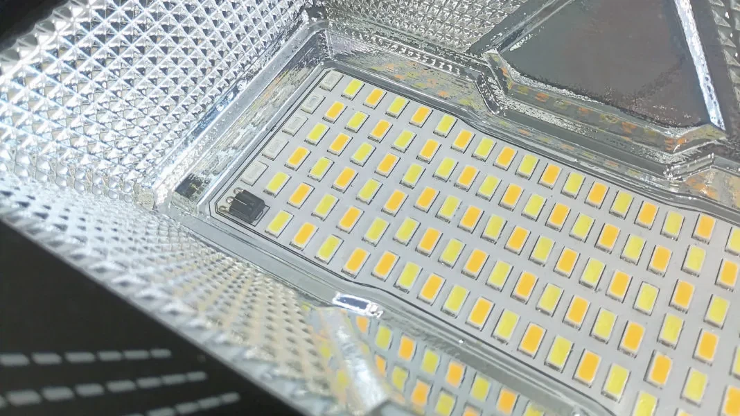 Durable Outdoor Design Solar Flood Light Factory.webp